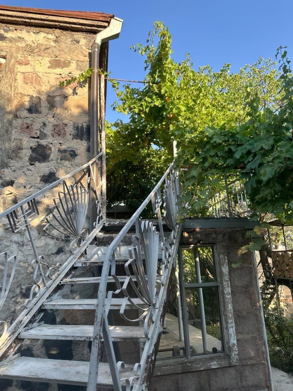 B&B Ruzan Yeghegnadzor Eksteriør billede